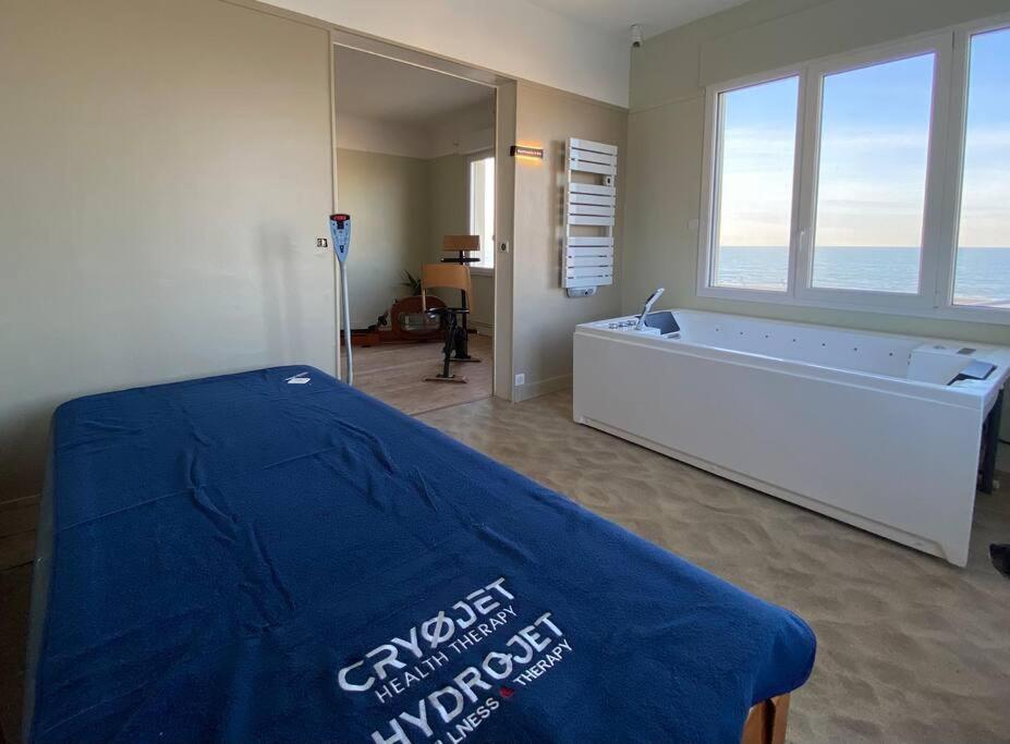 Spa Privatif Face Mer Riva Romantic & Spa Ouistreham Exteriör bild